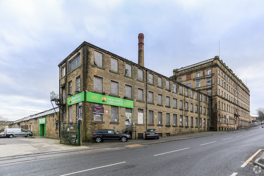 Little Horton Ln, Bradford for sale - Primary Photo - Image 1 of 1
