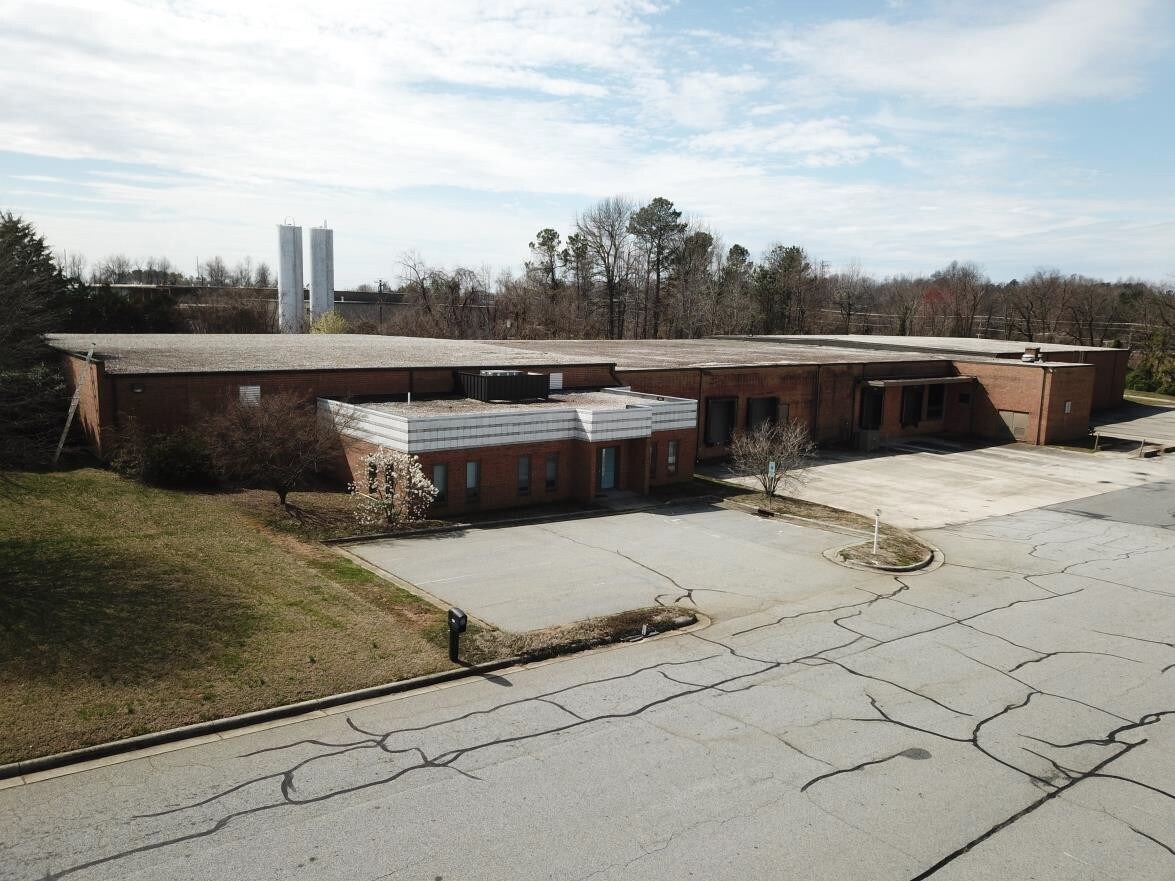 2136 Brevard Rd, High Point, NC for sale Primary Photo- Image 1 of 1