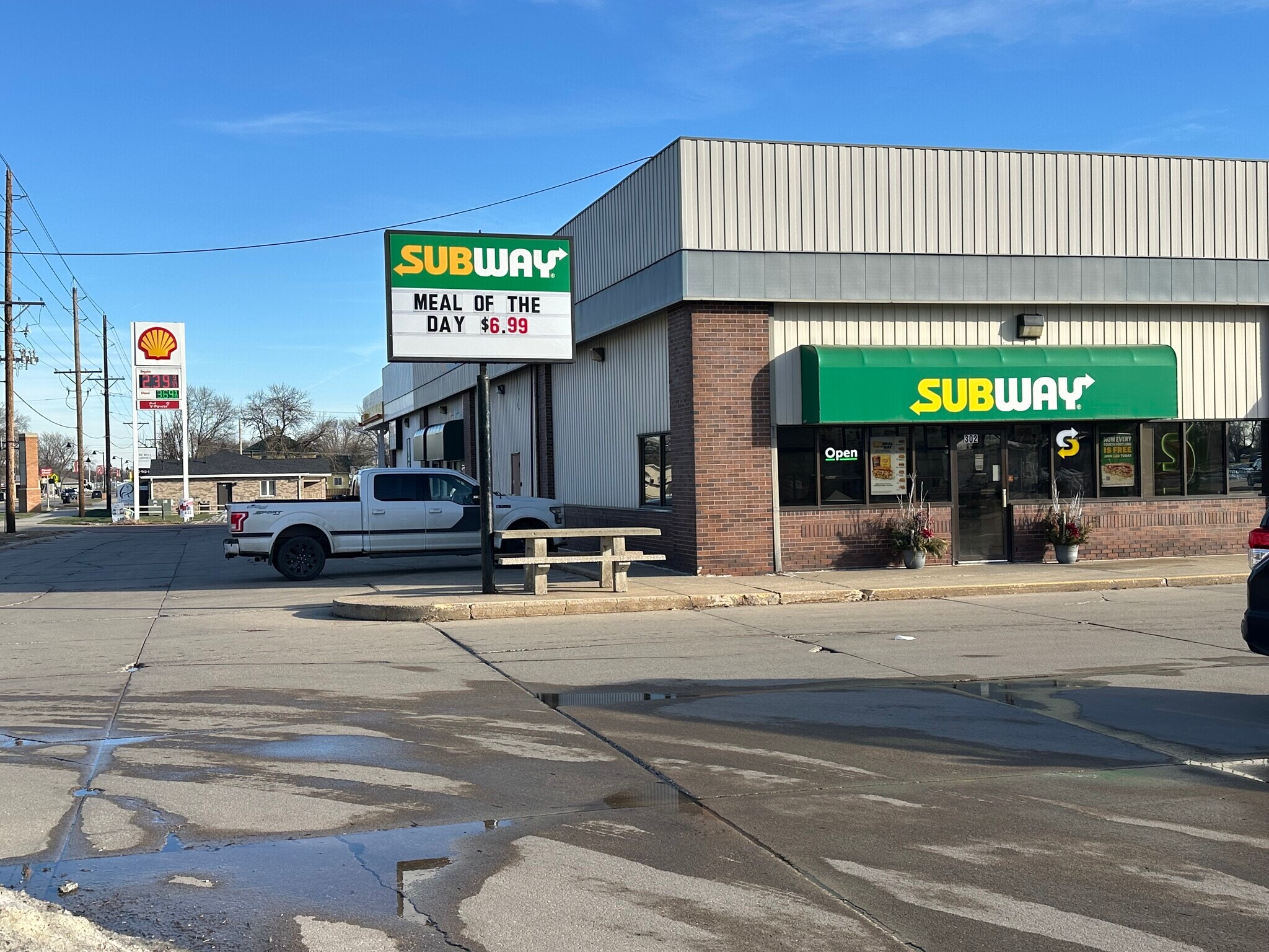 201 1st St, Sergeant Bluff, IA for sale Primary Photo- Image 1 of 2