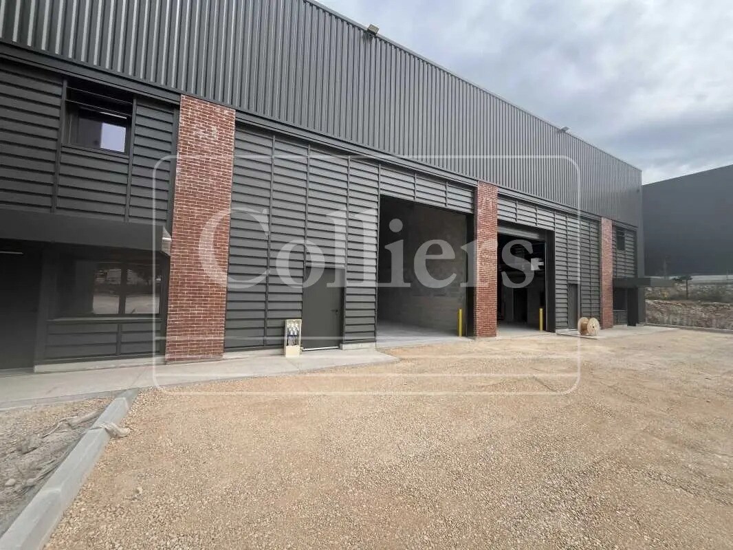 Flex in Signes for sale Building Photo- Image 1 of 5
