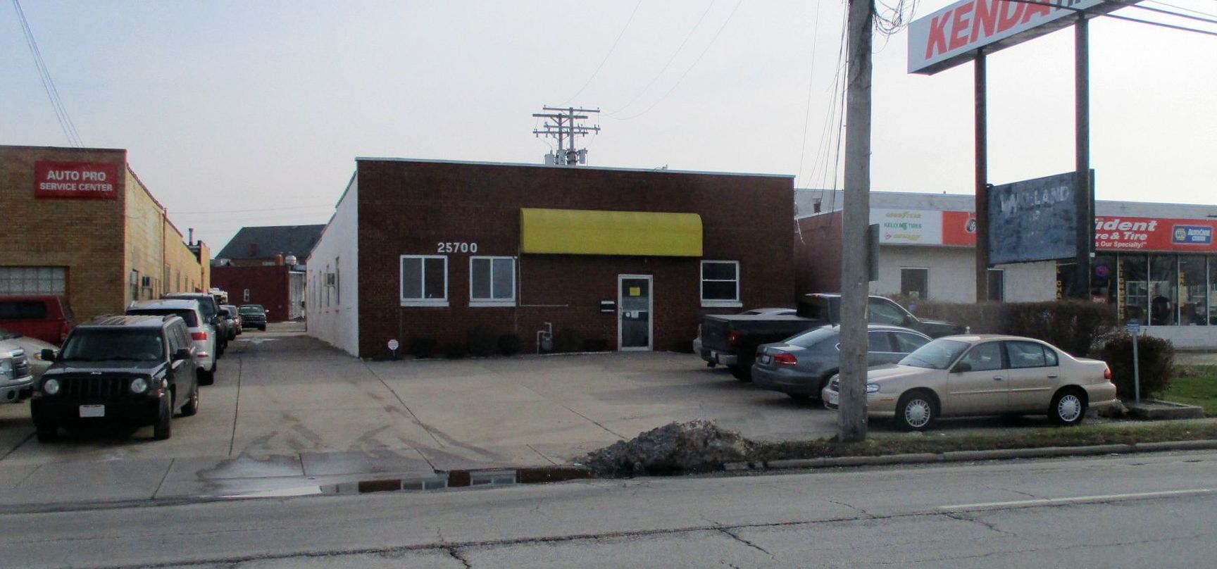 25700 Lakeland Blvd, Euclid, OH 44132