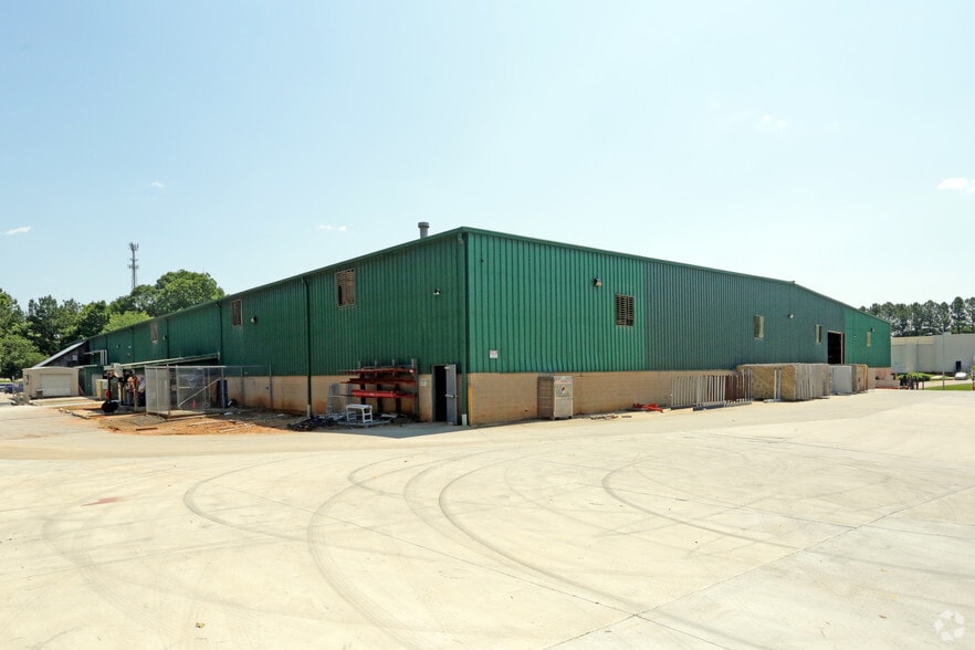 106 Jeffrey Way, Youngsville, NC for lease - Building Photo - Image 2 of 8