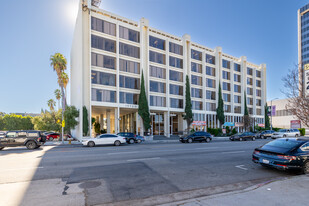 Ventura Investment Center - Convenience Store