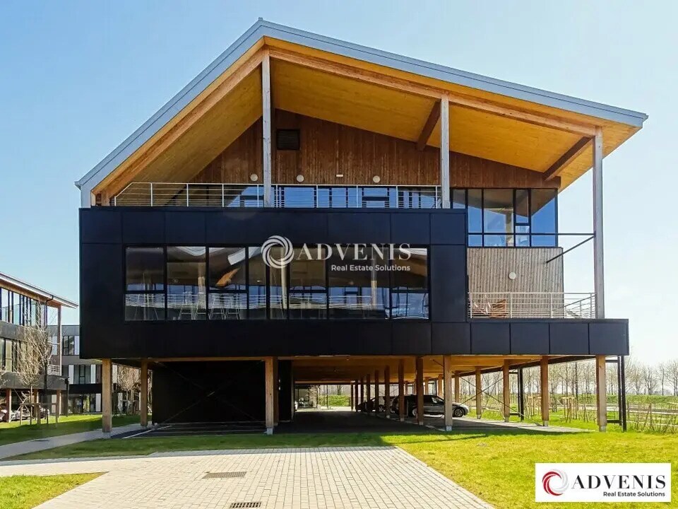 Office in VILLENEUVE-D'ASCQ for lease Building Photo- Image 1 of 11