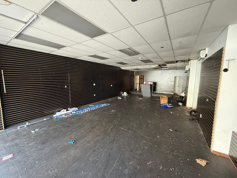 1320-1328 St Nicholas Ave, New York, NY for lease - Building Photo - Image 2 of 2