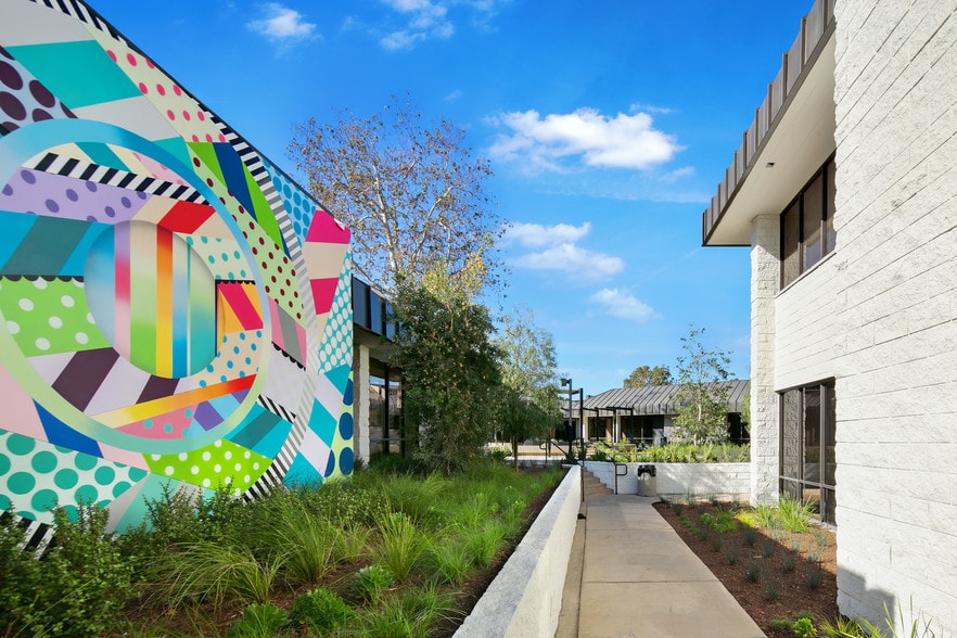 150 Paularino Ave, Costa Mesa, CA for lease - Building Photo - Image 3 of 8