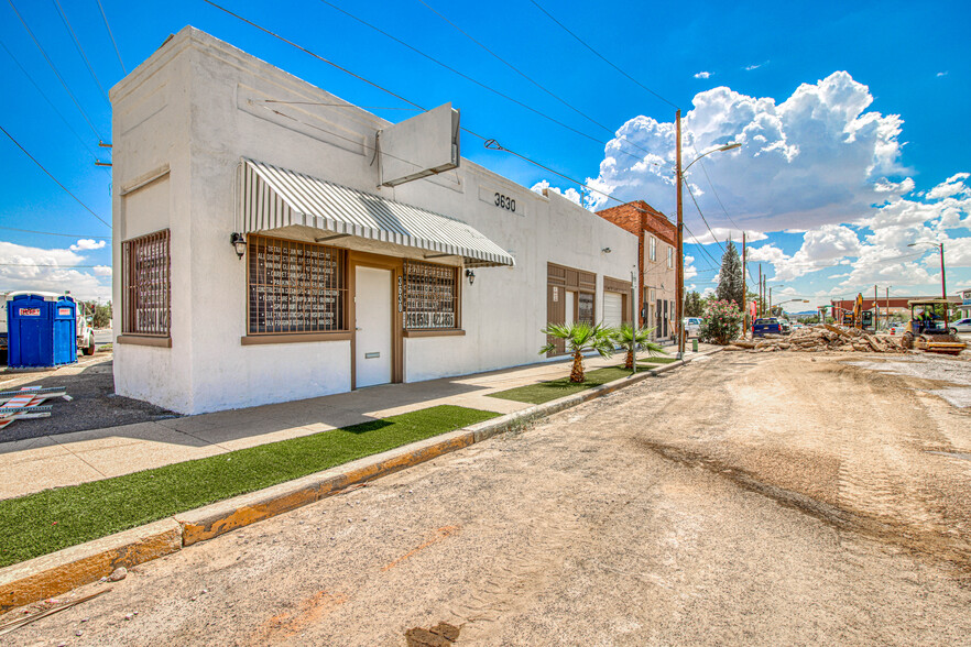 3630 Hueco Ave, El Paso, TX for sale - Building Photo - Image 1 of 66