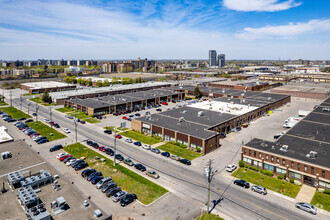 457-533 Rue Deslauriers, Saint-Laurent, Saint-Laurent, QC - aerial  map view