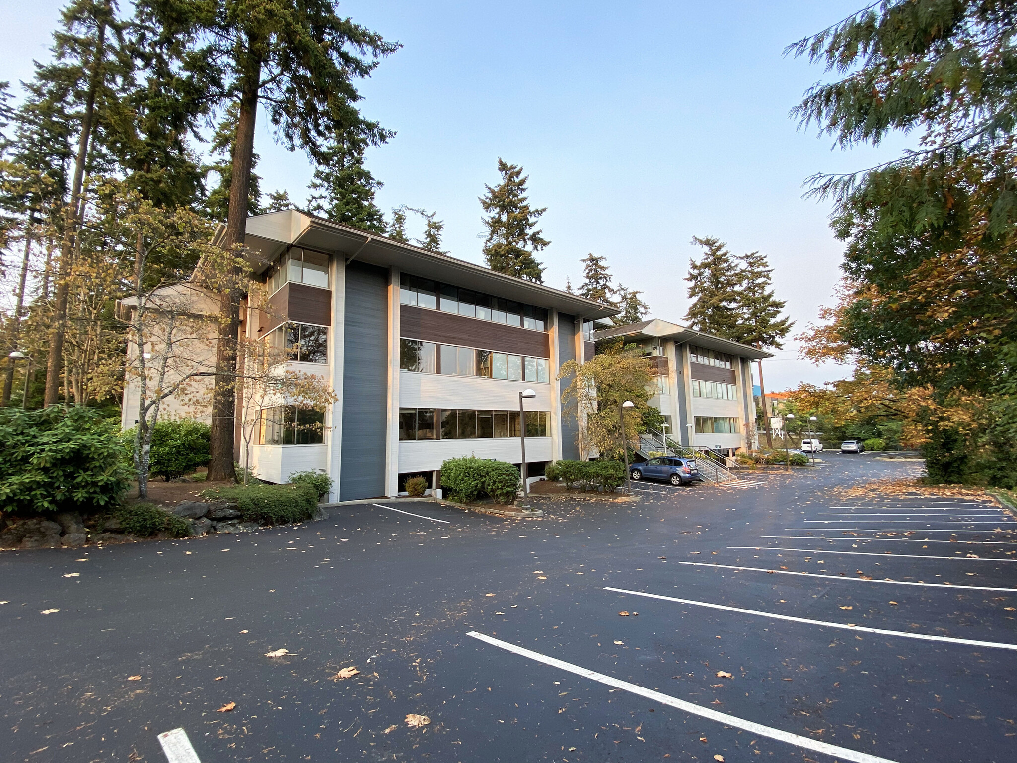 1515 116th Ave NE, Bellevue, WA for sale Building Photo- Image 1 of 1