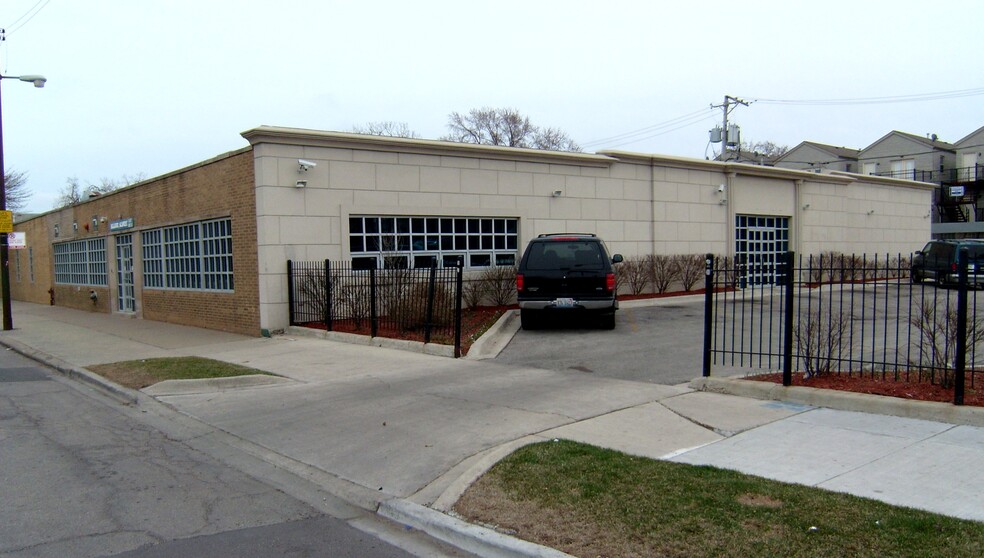 605 S Albany Ave, Chicago, IL for lease - Building Photo - Image 1 of 5