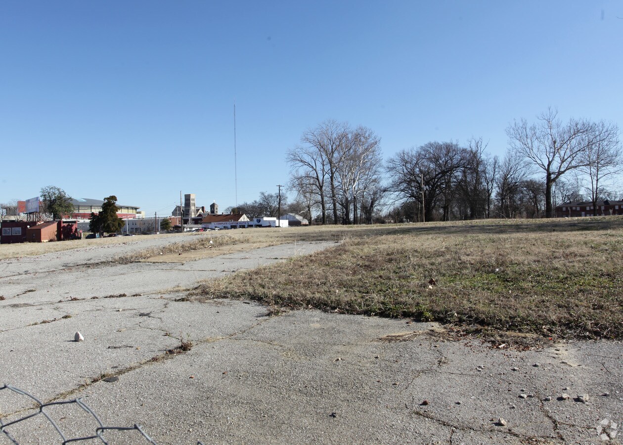 Vance Ave, Memphis, TN 38126