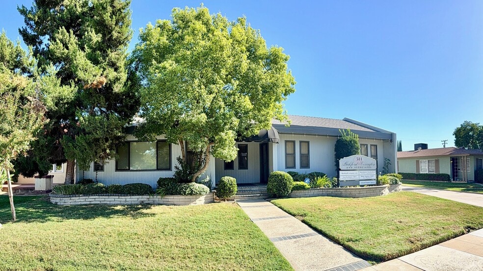 511 Brookside Ave, Redlands, CA for sale - Building Photo - Image 2 of 5