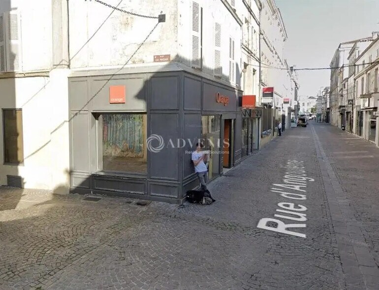 Retail in Cognac for lease - Building Photo - Image 3 of 4