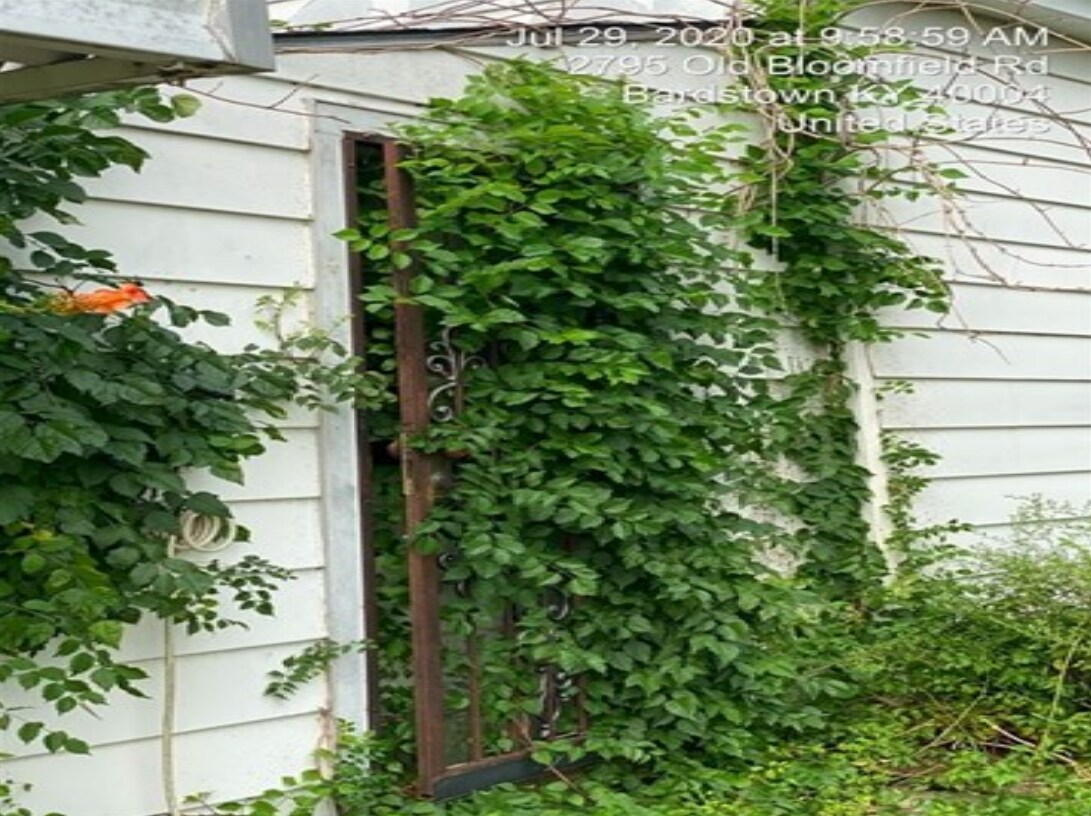 2795 Old Bloomfield Rd, Bardstown, KY 40004