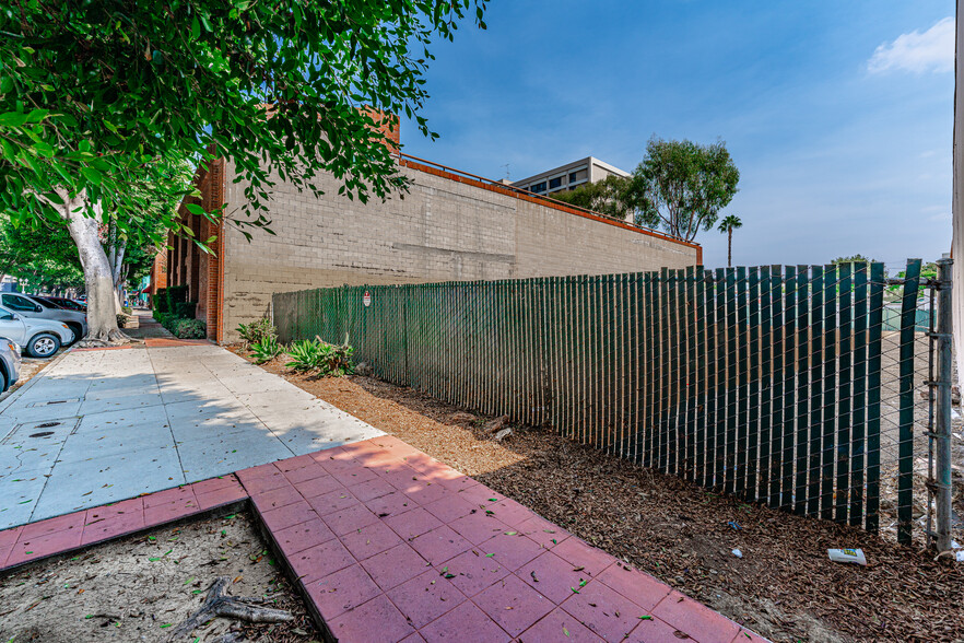 7232 Greenleaf Ave, Whittier, CA for sale - Building Photo - Image 1 of 13