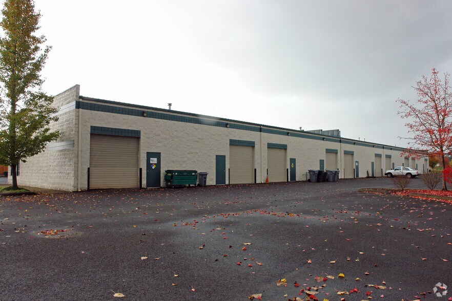 300 S Redwood St, Canby, OR for lease - Building Photo - Image 3 of 4