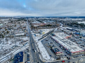 561 York Rd, Guelph, ON - AERIAL  map view