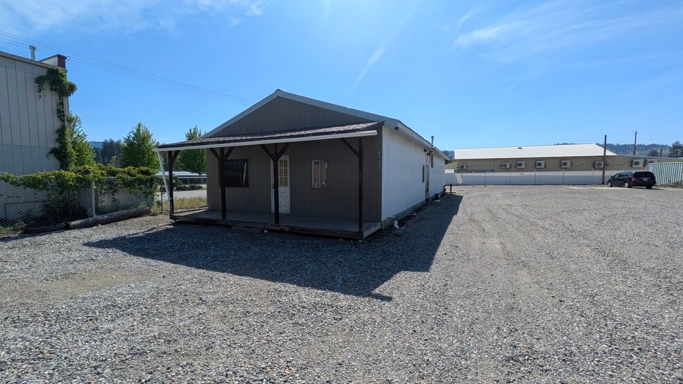 4102 S Bowdish Rd, Spokane, WA for lease - Building Photo - Image 3 of 4