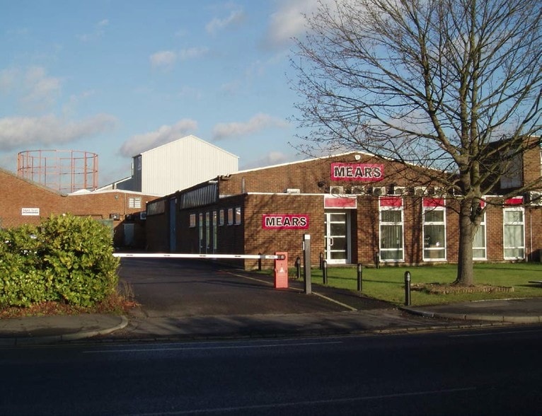 5A-5B Sovereign Way, Tonbridge for sale - Primary Photo - Image 1 of 1