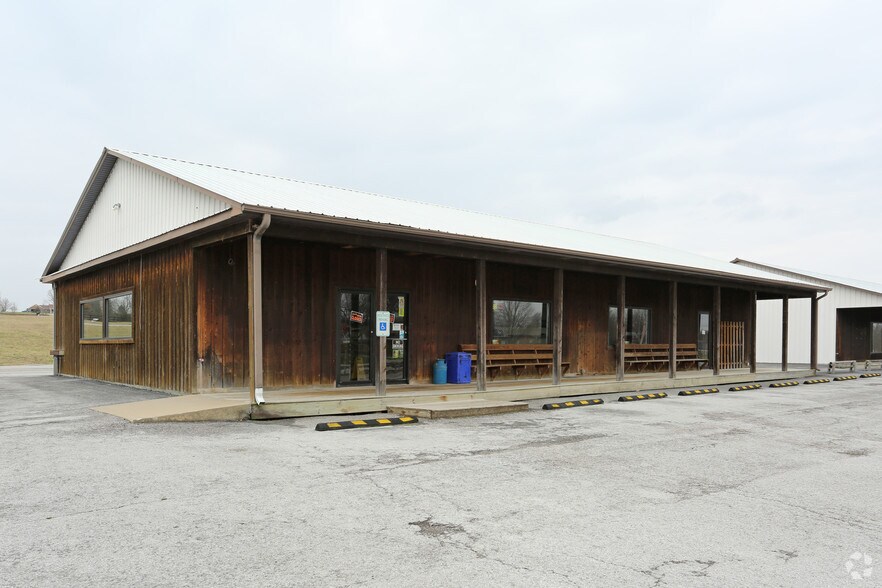 101-103 Dory Dr, Salvisa, KY for sale - Primary Photo - Image 1 of 1