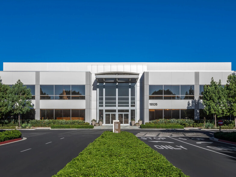 15545 Sand Canyon Ave, Irvine, CA for lease - Building Photo - Image 1 of 31