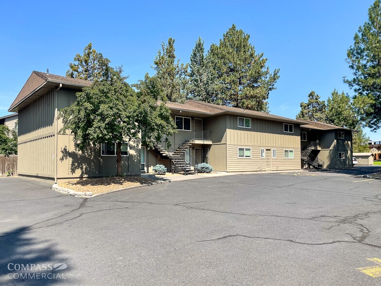 1000 NE Butler Market Rd, Bend, OR for sale - Building Photo - Image 1 of 14