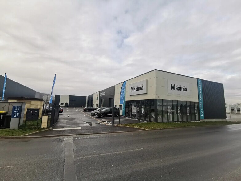 Flex in Cormontreuil for lease - Building Photo - Image 3 of 19