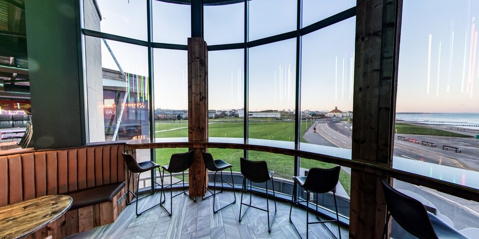 1A Beach Esplanade, Aberdeen for lease - Building Photo - Image 3 of 11