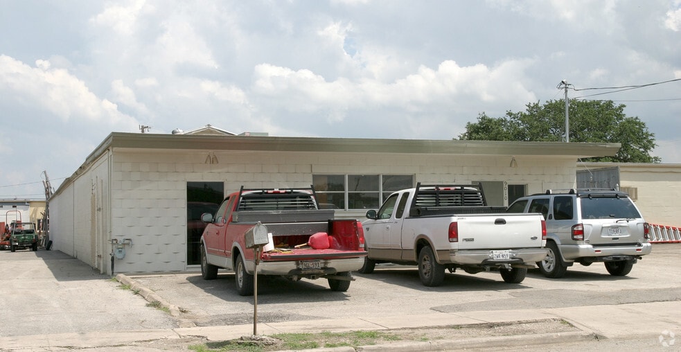 9010 Aero St, San Antonio, TX for lease - Building Photo - Image 2 of 2
