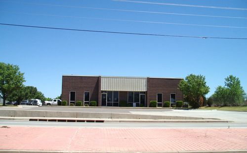 2800 S Kelly Ave, Edmond, OK for lease - Building Photo - Image 2 of 7