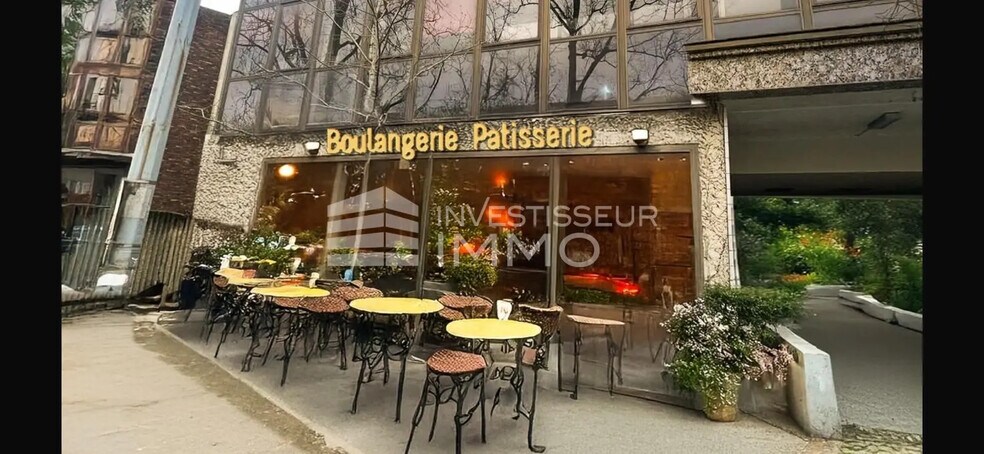 Retail in Boissy-Saint-Léger for lease - Building Photo - Image 2 of 2