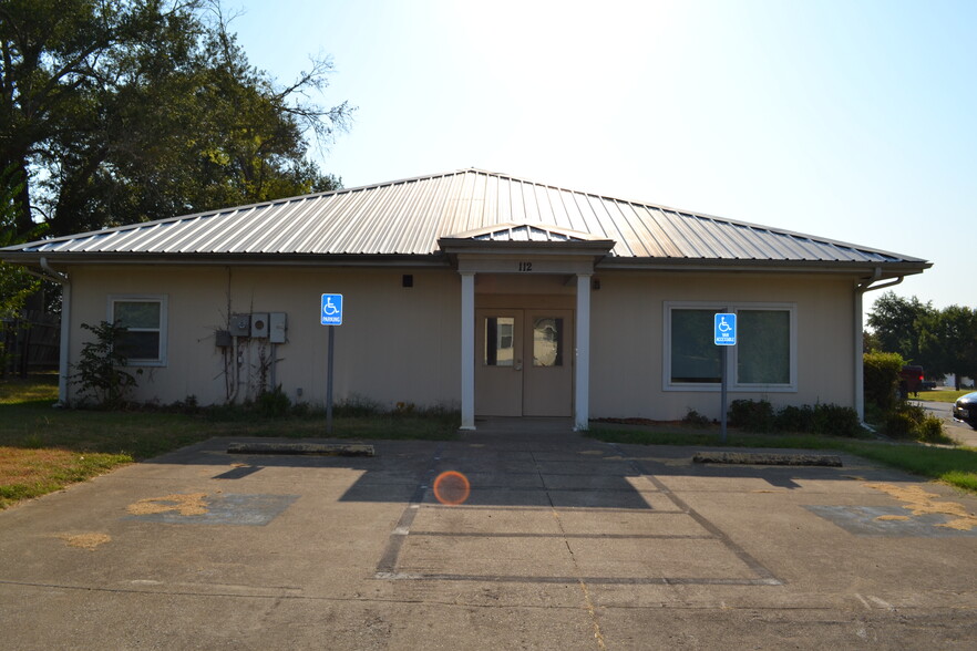 122 N. Lee, Gladewater, TX for sale - Primary Photo - Image 2 of 13