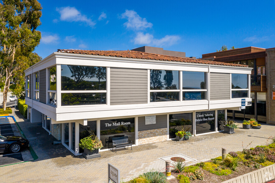 220 Newport Center Dr, Newport Beach, CA for lease - Building Photo - Image 1 of 2