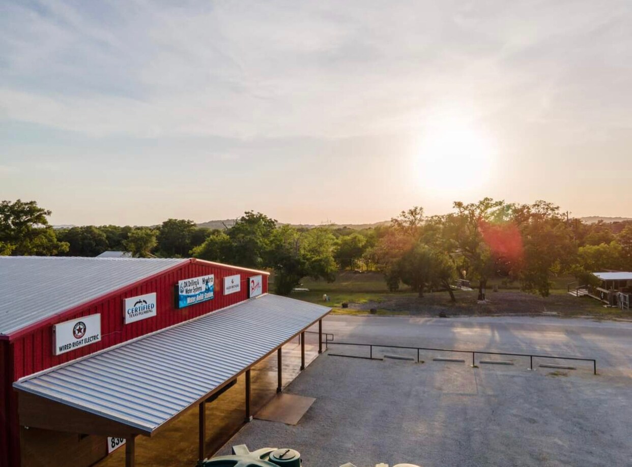 6150 State Highway 16 S, Pipe Creek, TX for sale Building Photo- Image 1 of 1