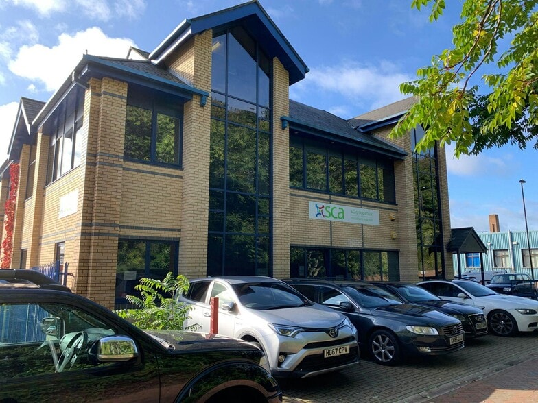 76 Dukes Rd, Southampton for sale - Building Photo - Image 3 of 22