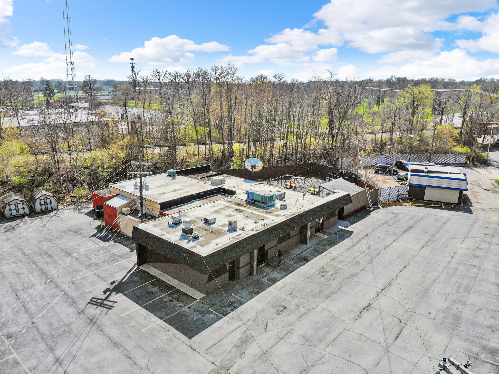 2701 W Jefferson Blvd, Fort Wayne, IN for sale Building Photo- Image 1 of 1