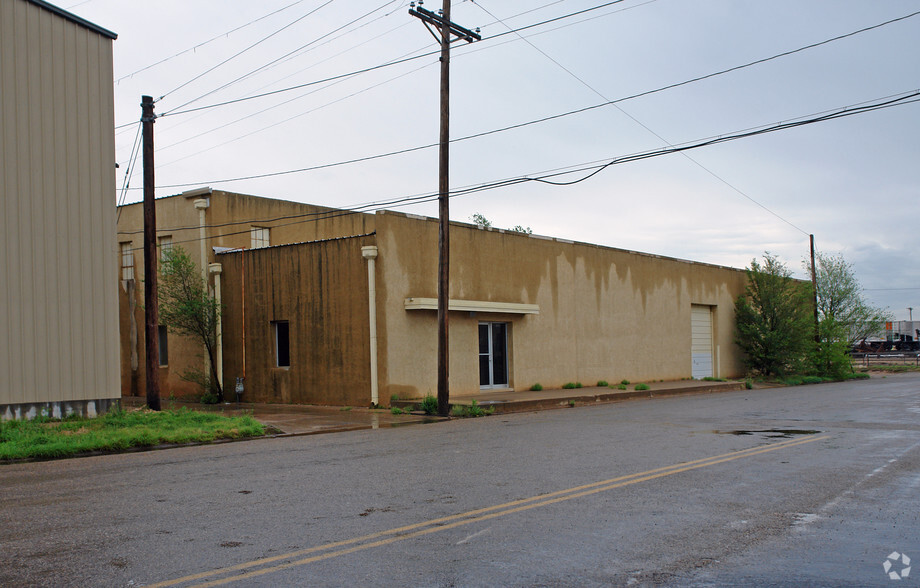 902 7th St, Lubbock, TX for sale - Building Photo - Image 2 of 4