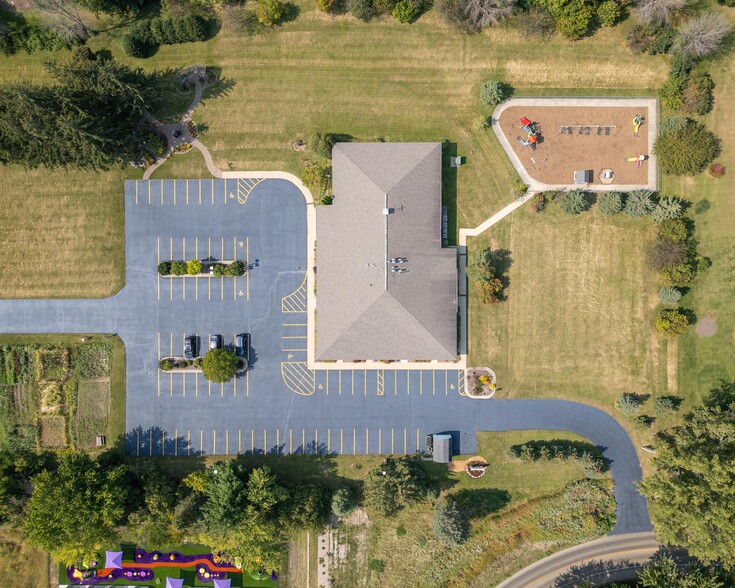 3703 Fairway Pl NW, Rochester, MN for lease - Aerial - Image 2 of 12