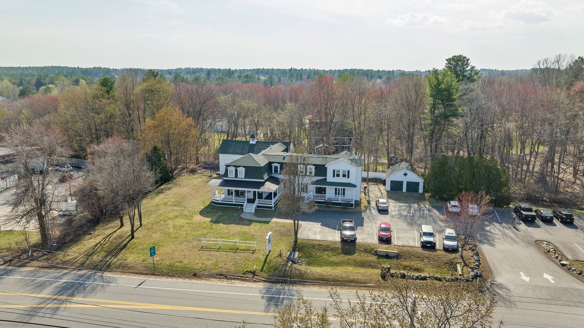 183 Mammoth Rd, Londonderry, NH 03053 - Office for Sale | LoopNet