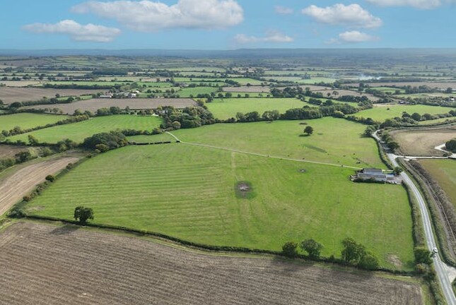 Worminghall Rd, Oakley for sale Primary Photo- Image 1 of 1