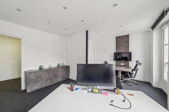 110 Rue La Boétie, Paris for lease Interior Photo- Image 1 of 11