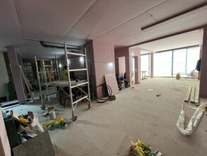 574 High rd, Wembley for lease Building Photo- Image 2 of 2