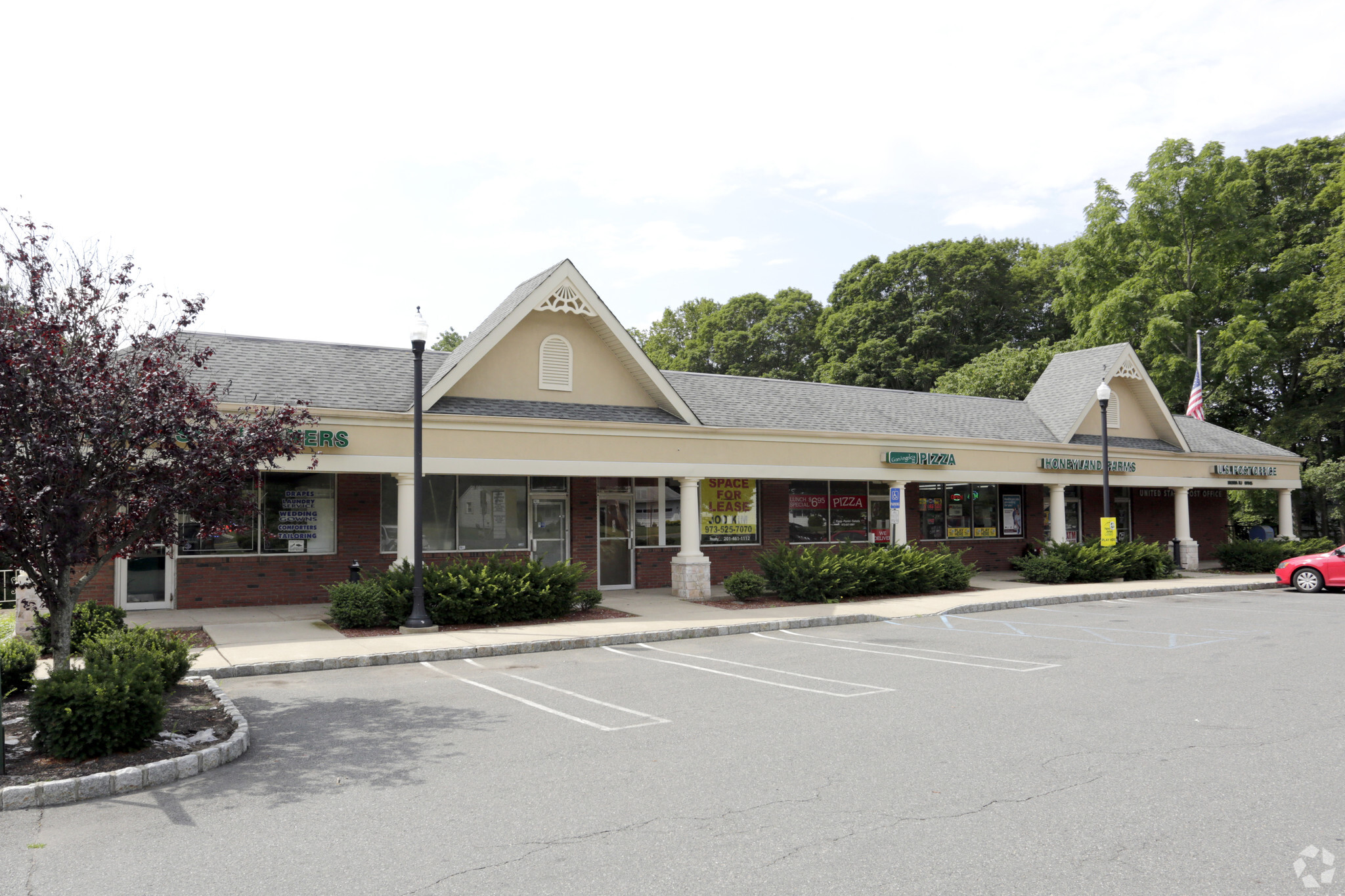 389 Dover Chester Rd, Randolph, NJ for lease Primary Photo- Image 1 of 22