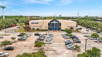 24 Hour Fitness - Willowbrook - NNN Property