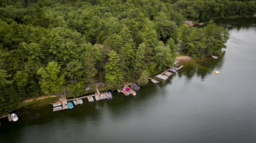 8695 Village Ln, Star Lake, WI for sale - Building Photo - Image 1 of 1