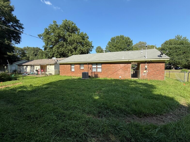 3183 Benjestown Rd, Memphis, TN for sale - Building Photo - Image 3 of 11