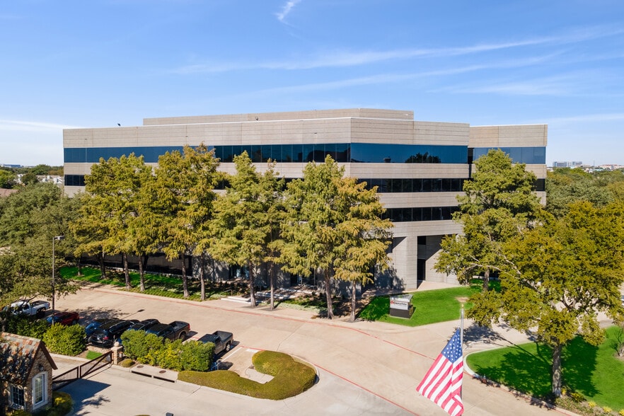 18383 Preston Rd, Dallas, TX for lease - Primary Photo - Image 1 of 25