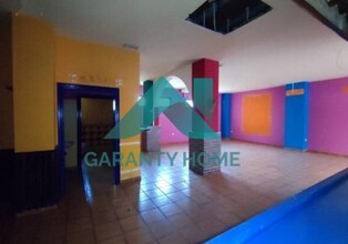 Retail in Cáceres, Cáceres for lease Interior Photo- Image 2 of 8