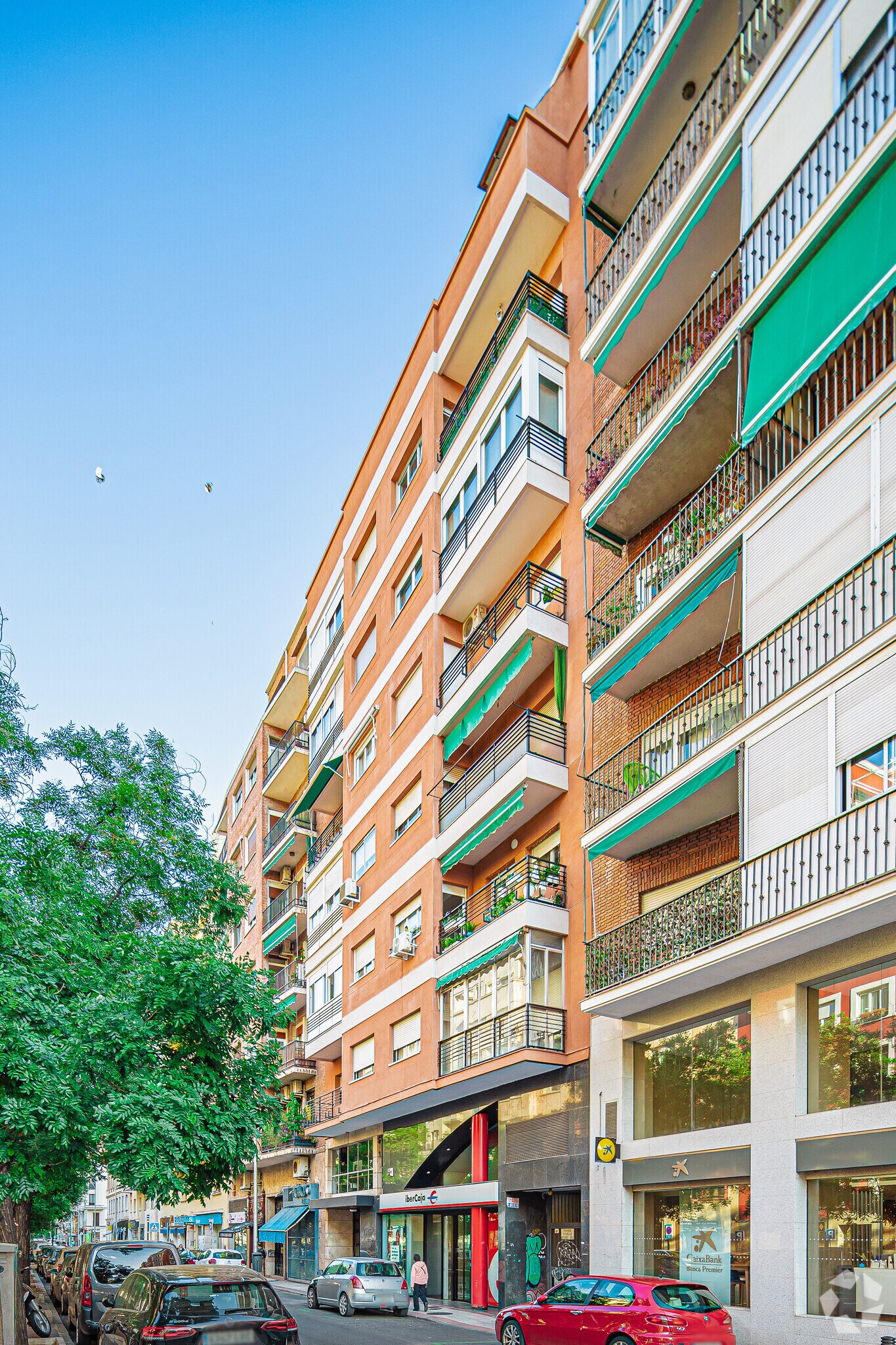 Calle de Ibiza, 29, Madrid, Madrid for sale Primary Photo- Image 1 of 1