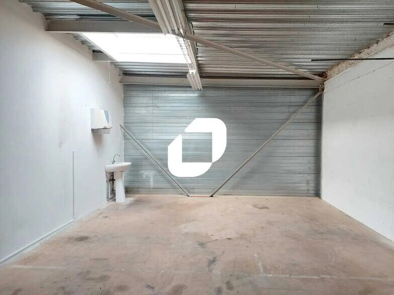 Flex in Plaisir for sale - Interior Photo - Image 2 of 9